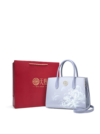 Elegant High-End Handbag – Practical & Stylish Gift for Mothers