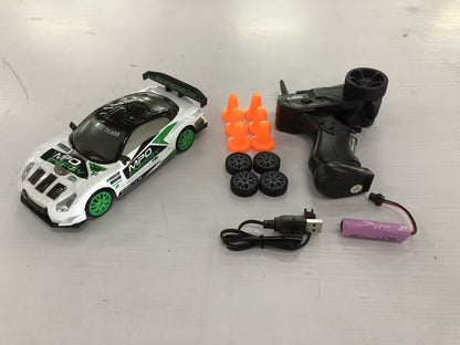 2.4GHz 4WD RC Drift Car – 1:24 Scale Remote Control GTR AE86 Model with LED Lights