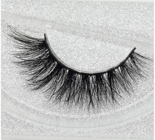 Faux Aurelia 3D Mink Eyelashes – Lightweight, Reusable & Glamorous