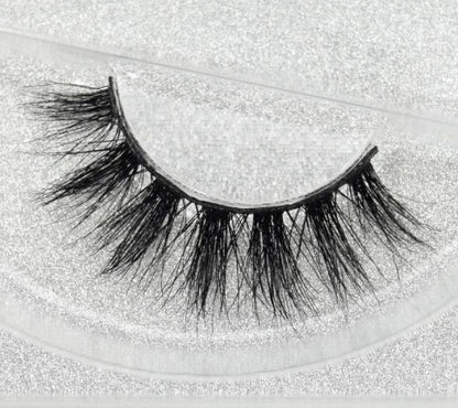 Faux Aurelia 3D Mink Eyelashes – Lightweight, Reusable & Glamorous