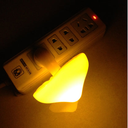 LED Mushroom Night Light – Plug-In Sensor Lamp with Warm White Glow