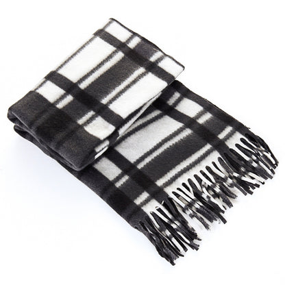 Classic Black & White Plaid Thermal Scarf – Unisex Oversized Winter Wrap