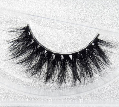 Faux Aurelia 3D Mink Eyelashes – Lightweight, Reusable & Glamorous